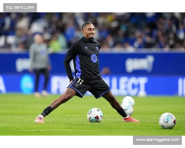 巴萨欧冠前伤病潮,拉菲尼亚复出缓解锋线压力