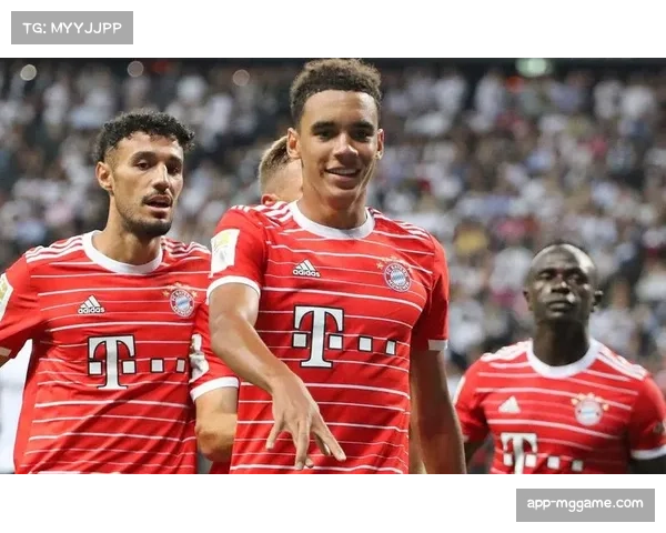 拜仁公布客战皇马大名单，穆夏拉、萨内回归，德里赫特缺席