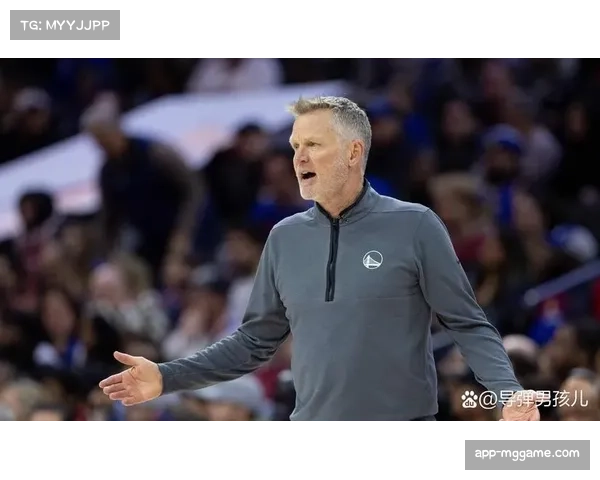 冠军教头科尔谈防守演变：区域联防的复兴是篮球智商提升的体现